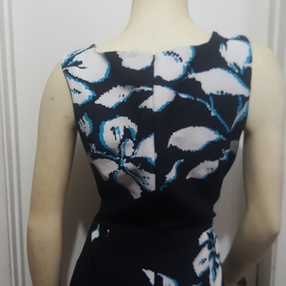 STUDIO I DRESS - Picture 3 of 3